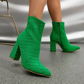 Новые женские ботинки, осенние женские ботильоны, Зеленые римские сапоги с острым носком, джинсовые пикантные ботинки на квадратном каблуке с боковой молнией. Изображение