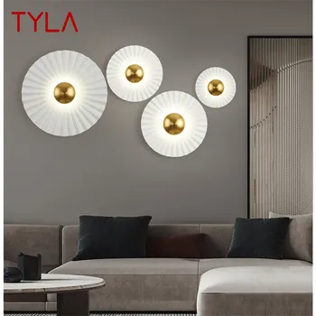 Простой настенный светильник TYLA в современном интерьере, креативные белые светодиодные бра для дома, гостиной, спальни, прикроватного декора. Изображение